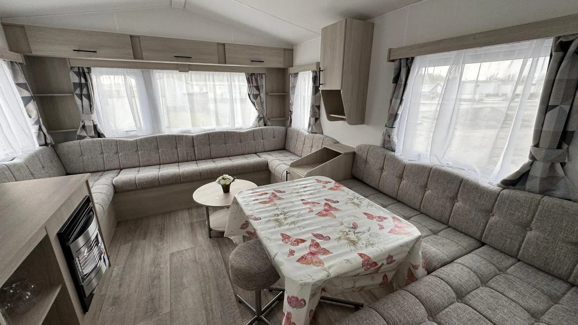 Camping Oasis Middelkerke 2-Slpk Caravan 'New Tropical' Hotel Ostend 0*,